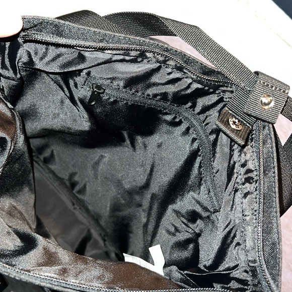 *NWT* Volcom Day Trip Backpack/Crossbody/Tote - Picture 7 of 8